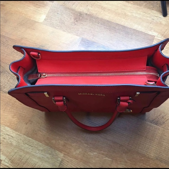 Michael Kors Bag - Picture 2 of 7